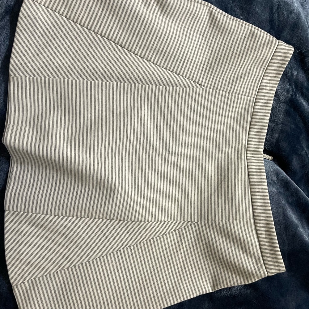 Michael Kors beautiful skirt 10